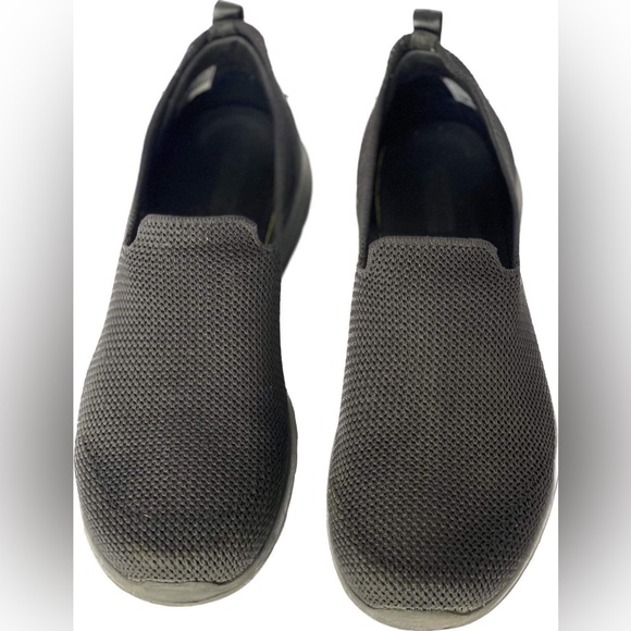 Skechers Women’s Reggae Fest 2.0 Livin It Up Relaxed Fit Slip On Sneakers - Picture 2 of 7